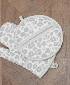 LEOPARD PRINT POTHOLDER SET