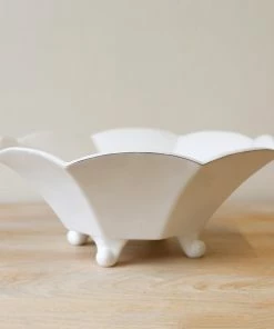 SMALL FOOTED SERVING BOWL