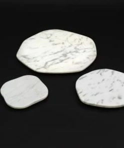 WHITE MARBLE FREE FORM PLATE, SMALL