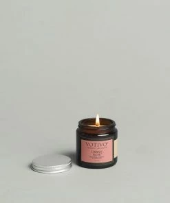 2.8 OZ URBAN ROSE AROMATIC JAR CANDLE